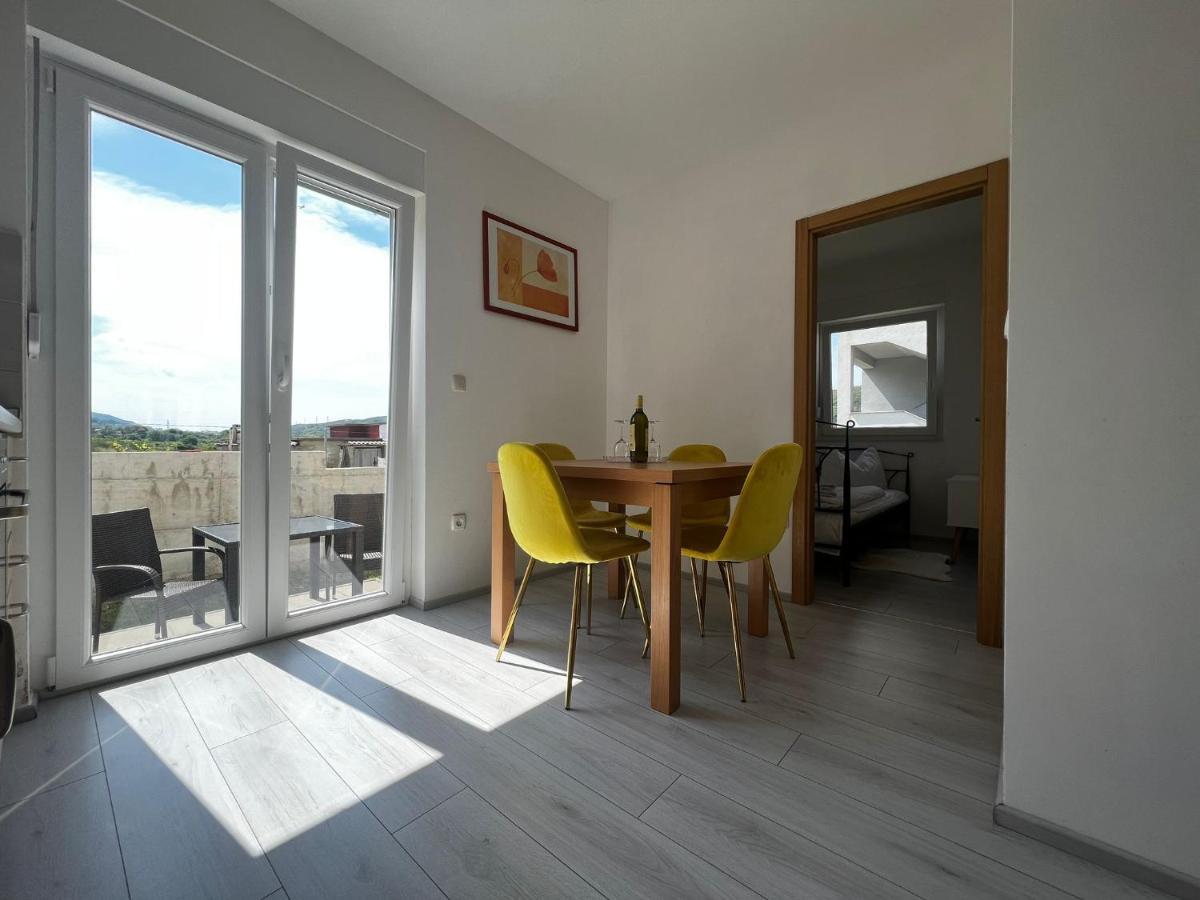 Apartments Petrusic Supetarska Draga Luaran gambar