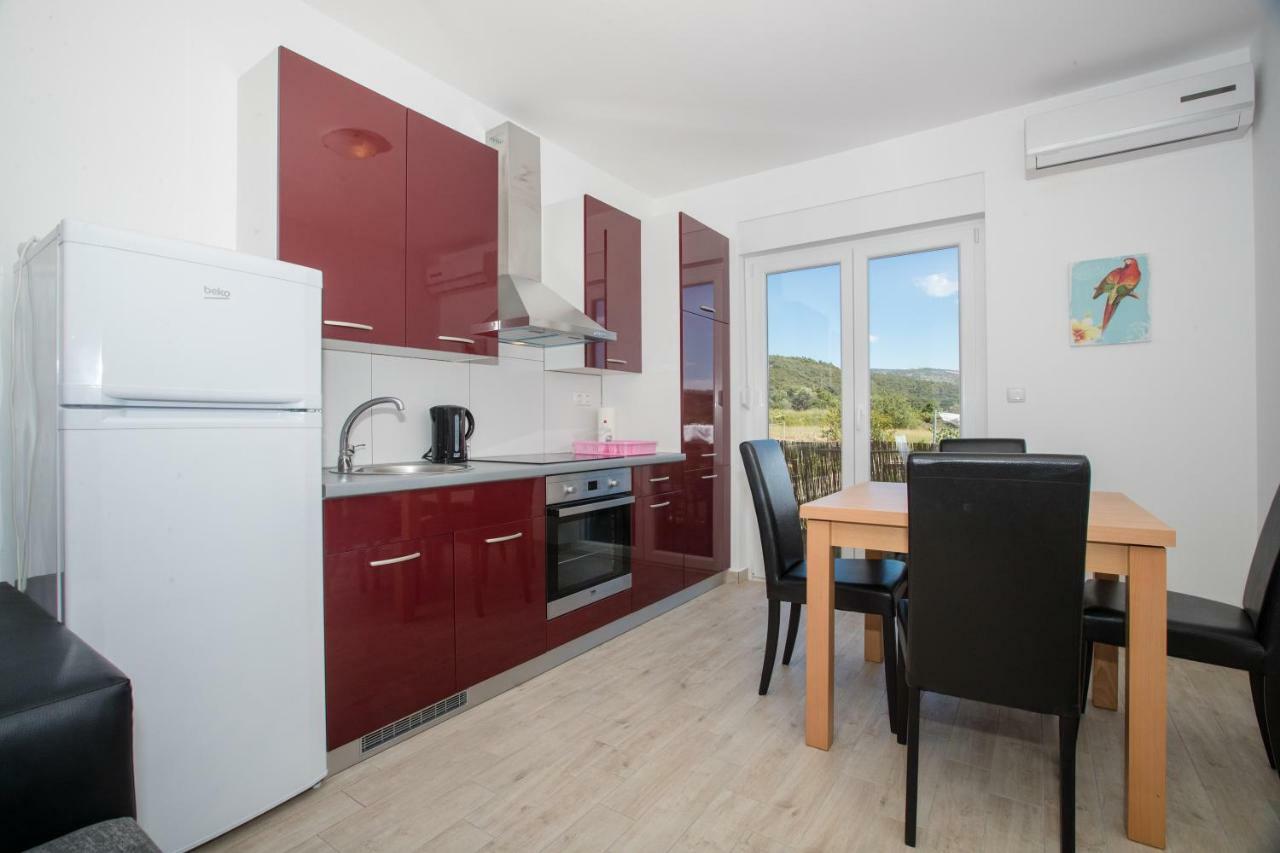 Apartments Petrusic Supetarska Draga Luaran gambar